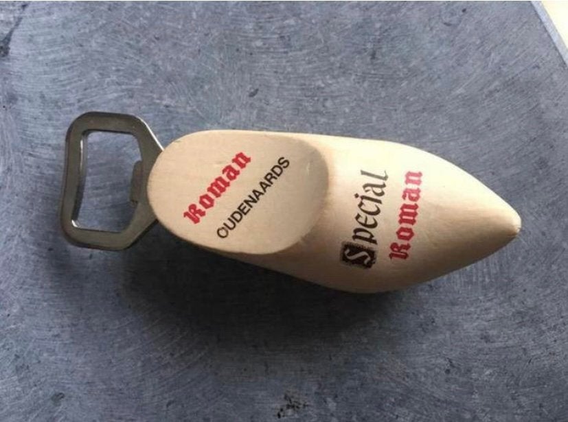 Flessenopener Roman, Collections, Broches, Pins & Badges, Enlèvement, Comme neuf