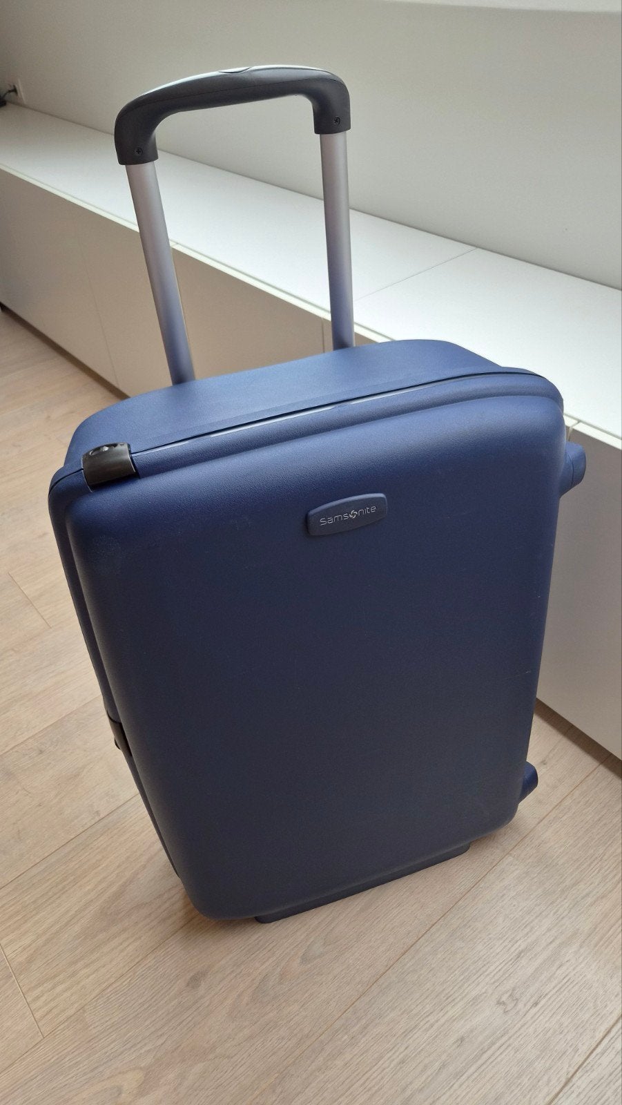 étui de voyage Samsonite bleu foncé, Enlèvement, Comme neuf, Plastique dur, Clé