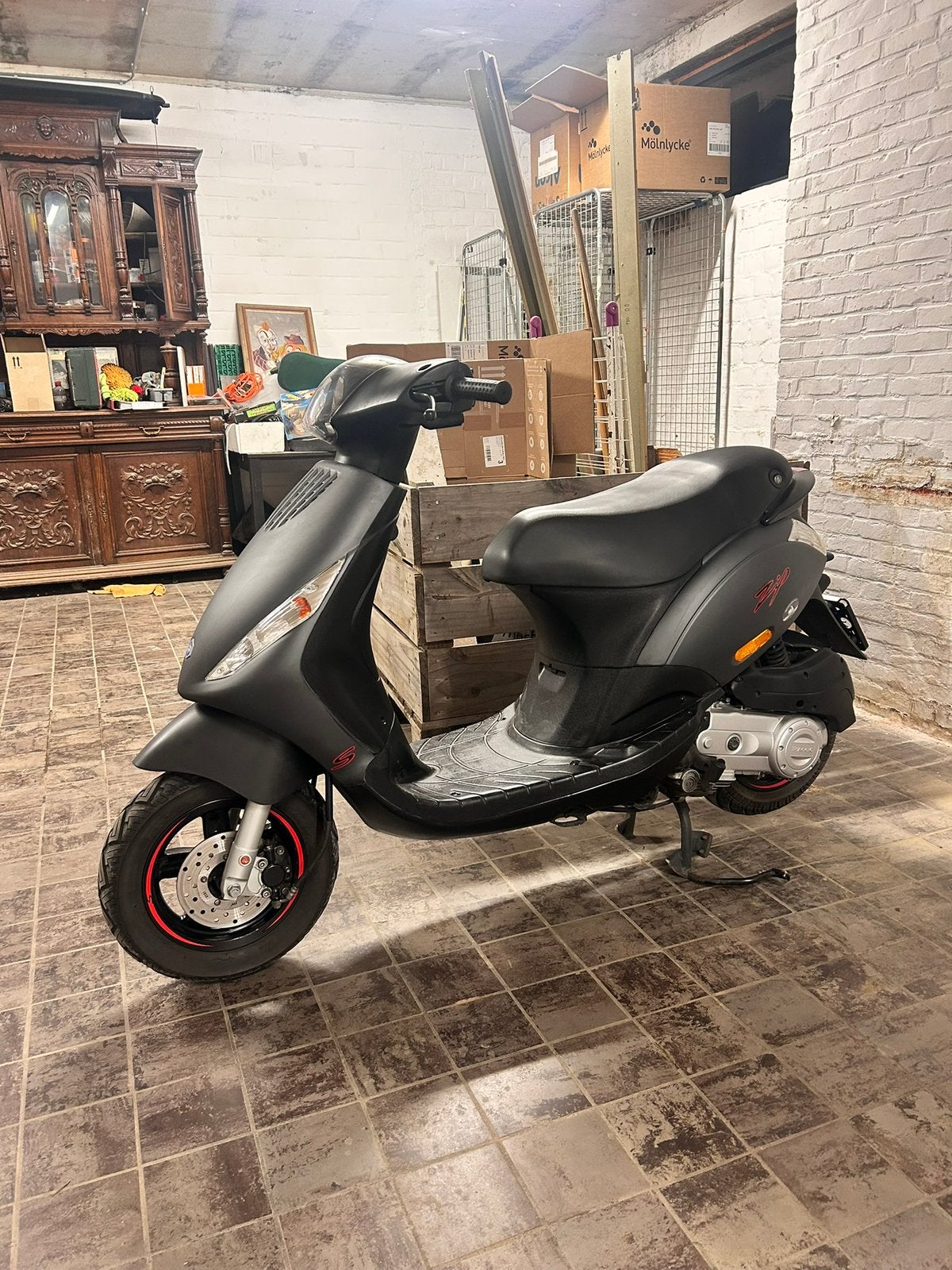 Piaggio zip b klasse iget 2022, Fietsen en Brommers, Ophalen of Verzenden, Zo goed als nieuw, Zip