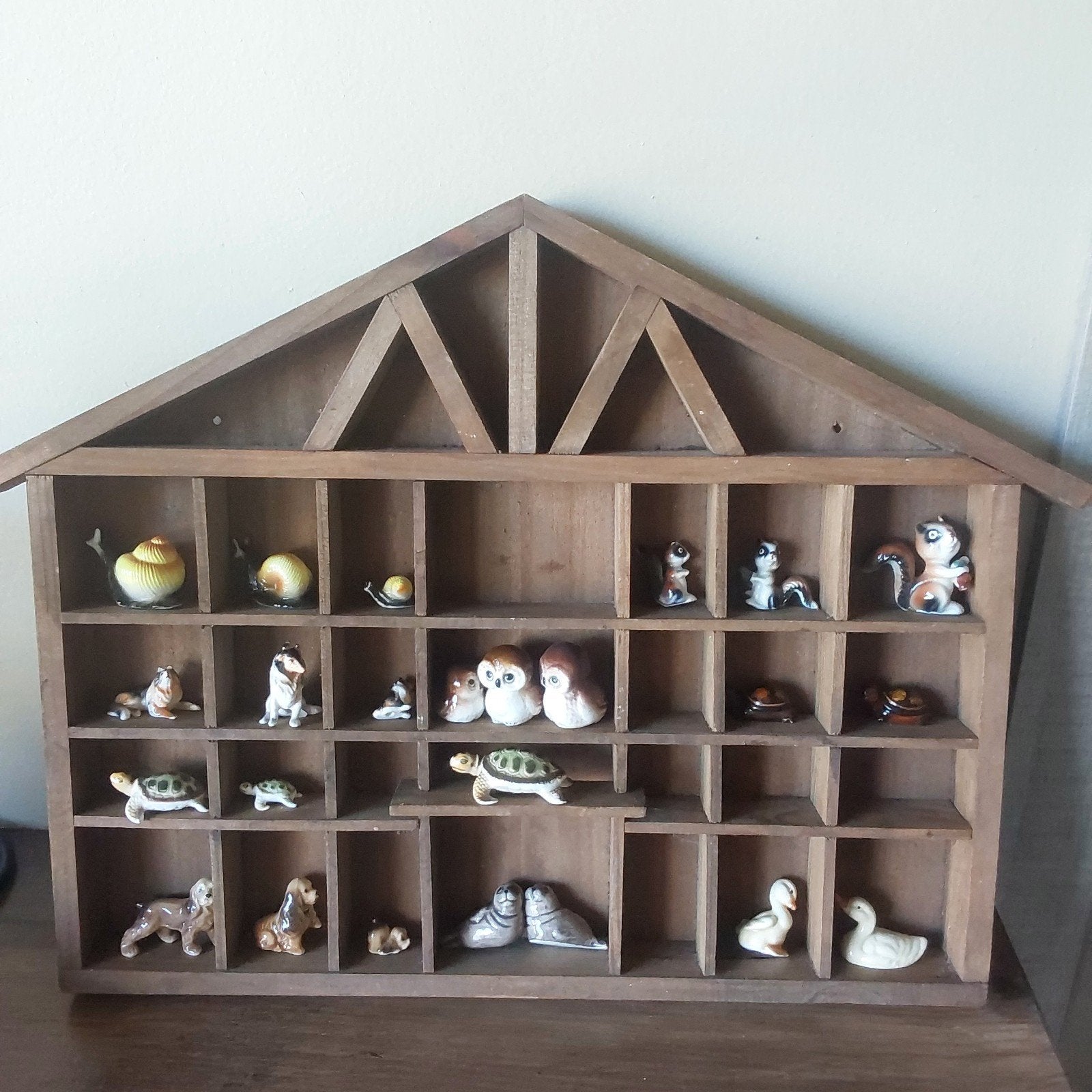 mooi houten rekje met beeldjes,diertjes, Ophalen of Verzenden