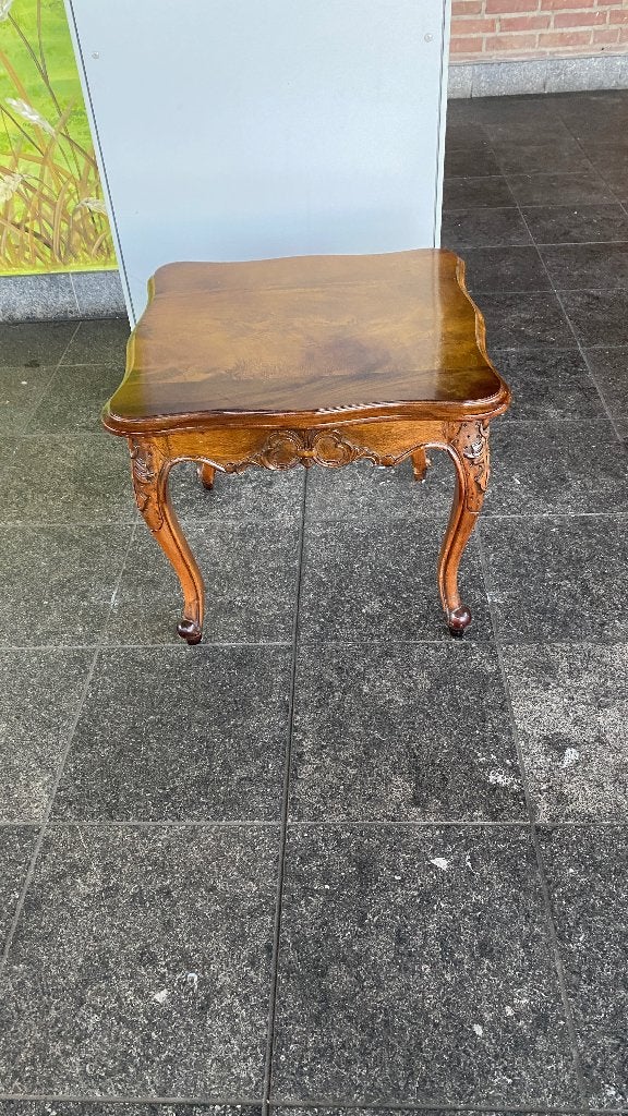 Antieke bijzettafel met sierlijke poten, Antiek en Kunst, Ophalen