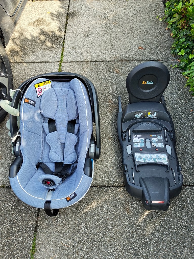 BeSafe iZi Go Modular + ISOFix basis, Enfants & Bébés, Autres marques, Mode veille, Comme neuf, Enlèvement