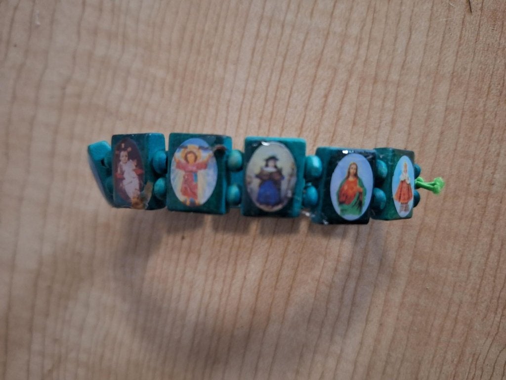 armband RELIGIE, Ophalen of Verzenden, Zo goed als nieuw