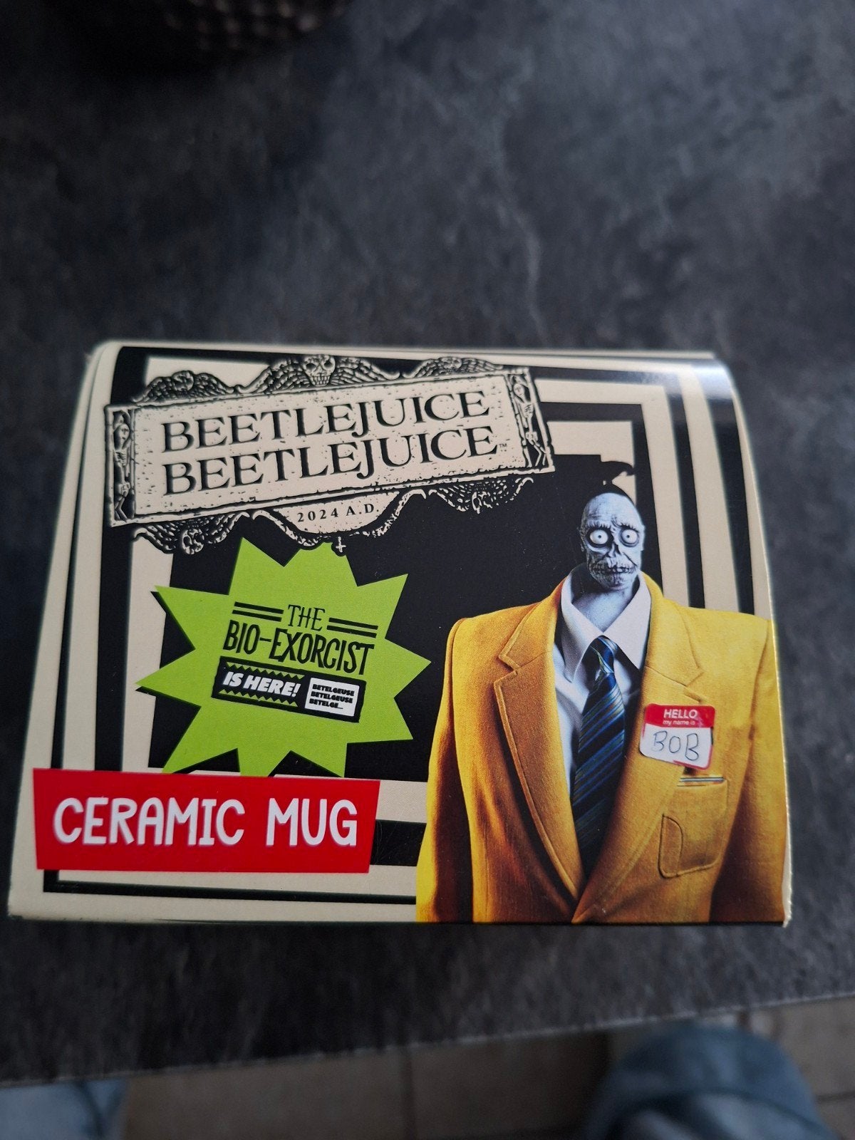 ​Mug Beetlejuice 2 (2024) - Lydia Deetz Ghost House avec boî, Collections, Enlèvement ou Envoi, Neuf, Film, Ustensile