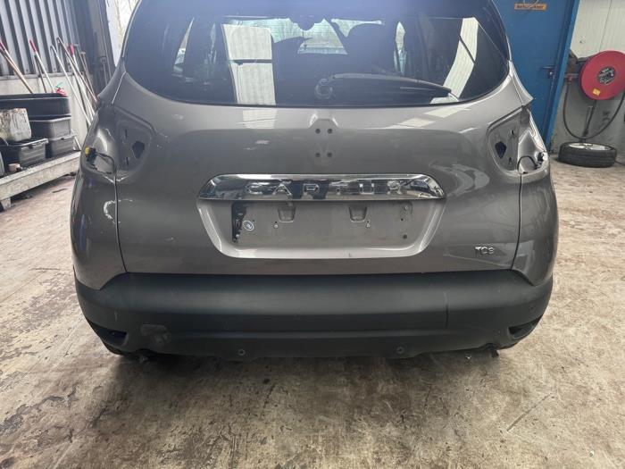 Pare-chocs arrière d'un Renault Captur (TEKNG), Renault, -, 3 mois de garantie, Utilisé