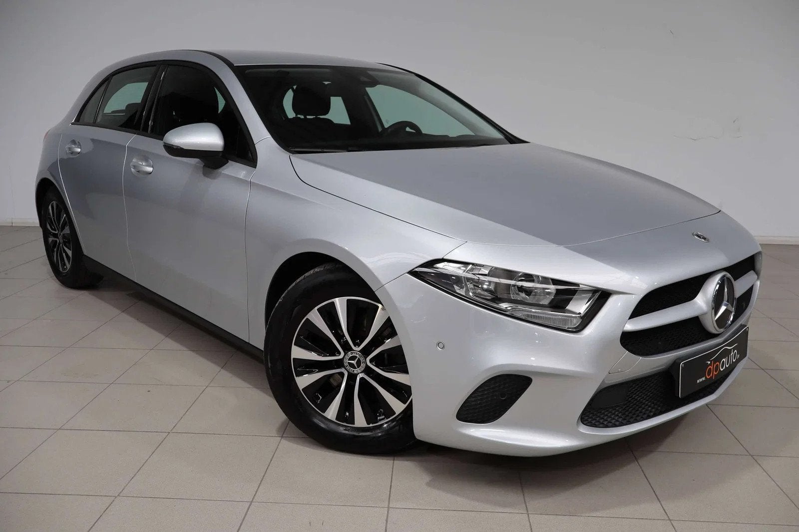 Mercedes-Benz A-CLASS 180 A 180 d Business Solution, Auto's, Gebruikt, 4 cilinders, 116 pk, Bedrijf