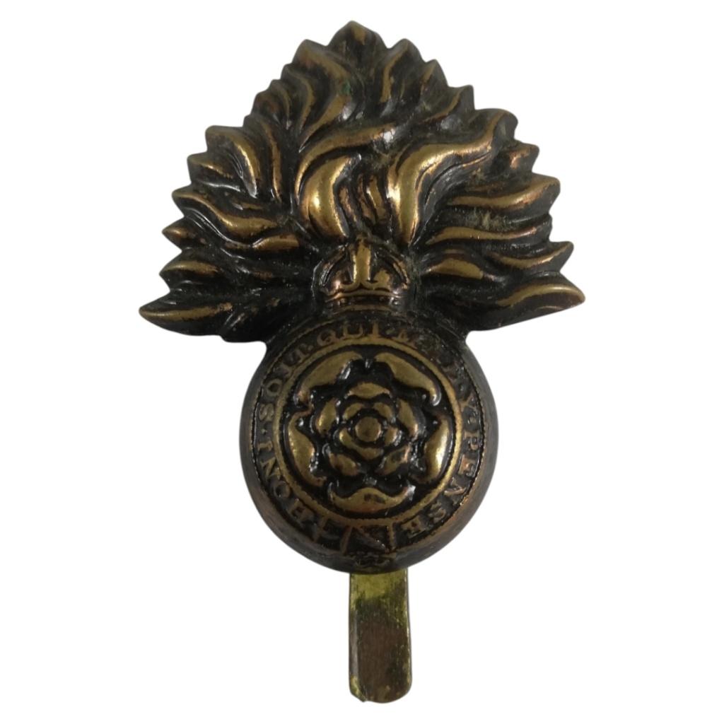 Armée britannique - Insigne de casquette des Royal Fusiliers, Collections, Enlèvement ou Envoi, Armée de terre, Emblème ou Badge