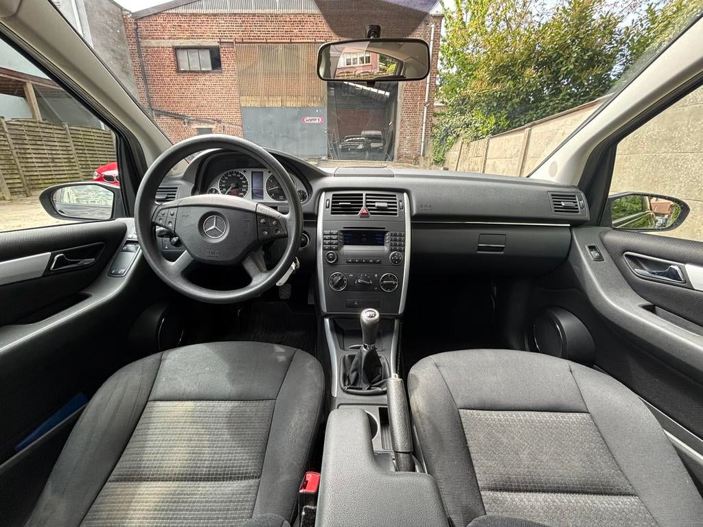 MERCEDES CLASSE B150 ESSENCE 99.000km!, Achat, Entreprise, Boîte manuelle, Entretenue par le concessionnaire
