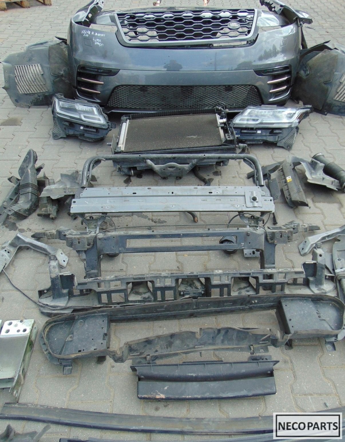 RANGE ROVER VELAR R-DYNAMIC VOORKOP COMPLEET ALLES LEVERBAAR, -, -, Ophalen of Verzenden, Spatbord