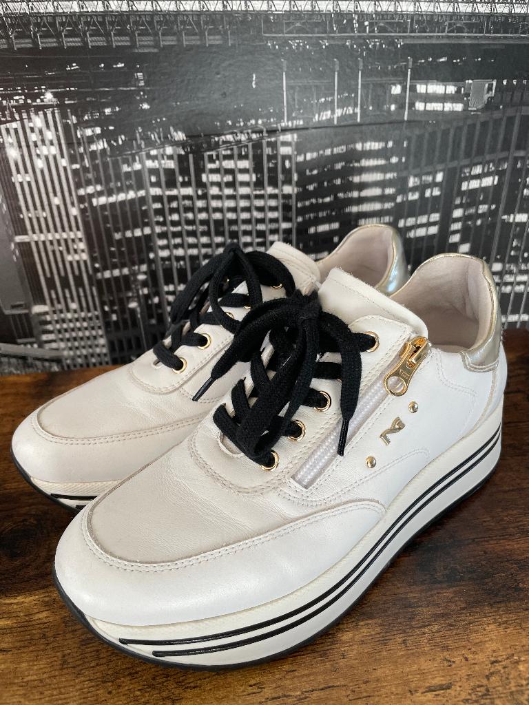 NIEUW - Schoenen sneakers Nero Giardini 36, Kleding | Dames, Schoenen, Nieuw, Sneakers, Wit, Verzenden