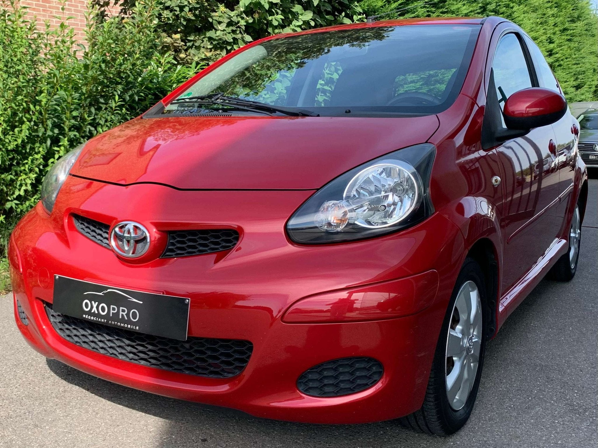Toyota Aygo 1.0 ESSENCE / MIAMI / AIRCO / GARANTIE / MOTEUR, Achat, Entreprise, 5 portes, Tissu