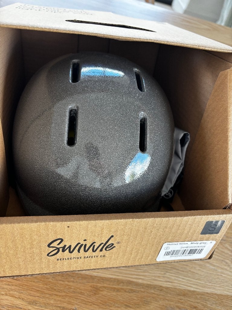Nieuwe fietshelm merk Swivvle, Ophalen, Nieuw, S, Swivvle