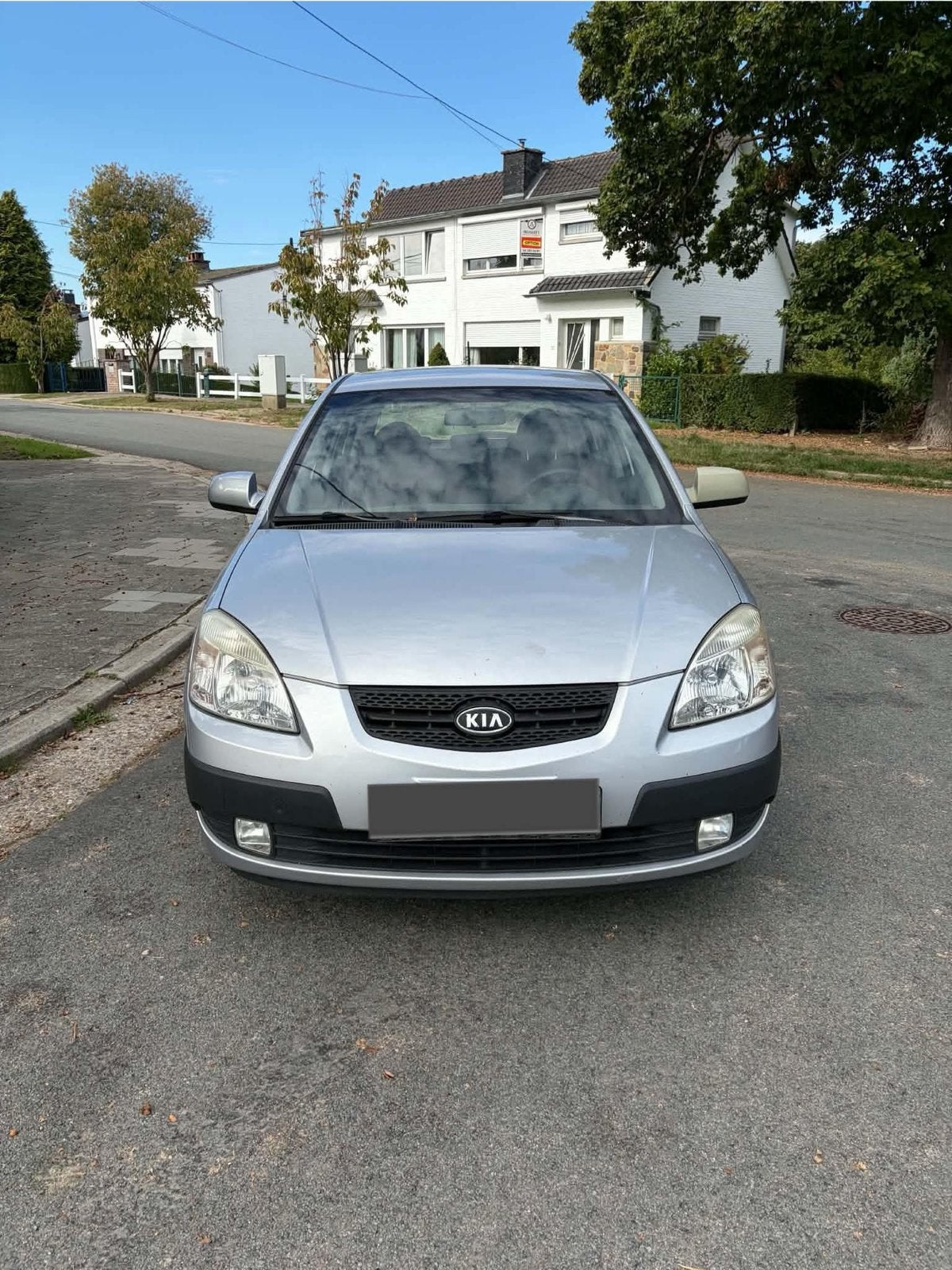 Kia Rio 1.4 Essence prêt à immatriculer, Argent ou Gris, Achat, Entreprise, Boîte manuelle
