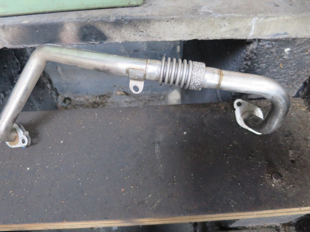 DIVERS DIVERS Audi A4 (B8) (01-2007/12-2015) (03L131521AD), Utilisé, Audi