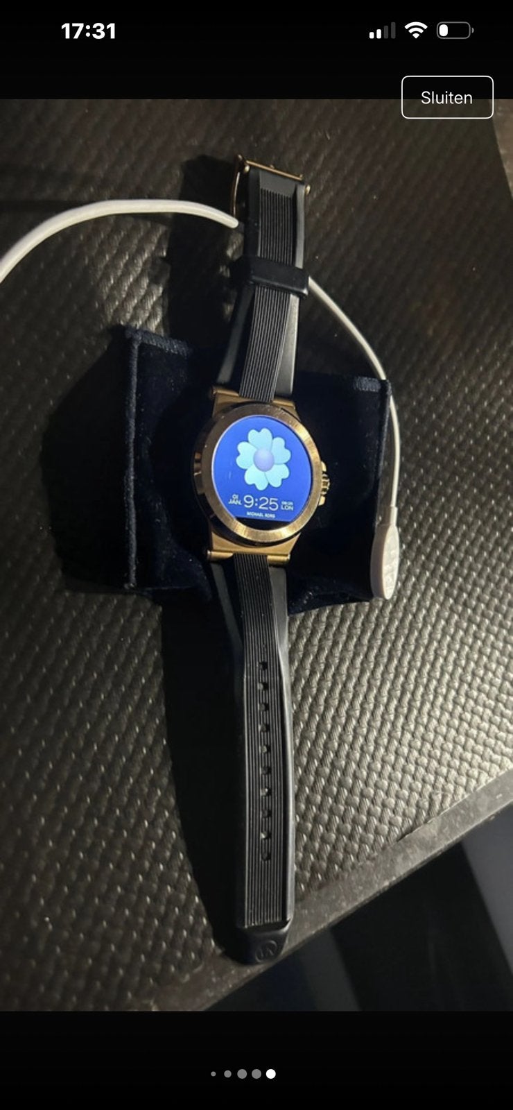 Michael Kors Smartwatch unisex 43€, Handtassen en Accessoires, Horloges | Dames, Staal, Kunststof, Ophalen of Verzenden, Zo goed als nieuw