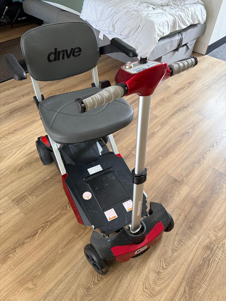 Mobile scooter, Diversen, Brommobielen en Scootmobielen, Zo goed als nieuw, 15 km of minder, 11 t/m 15 km/u, Ophalen