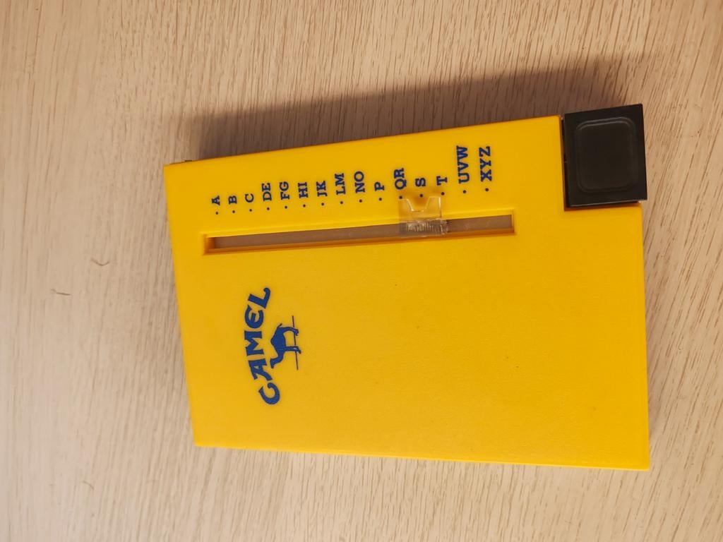 Annuaire téléphonique Camel, Enlèvement