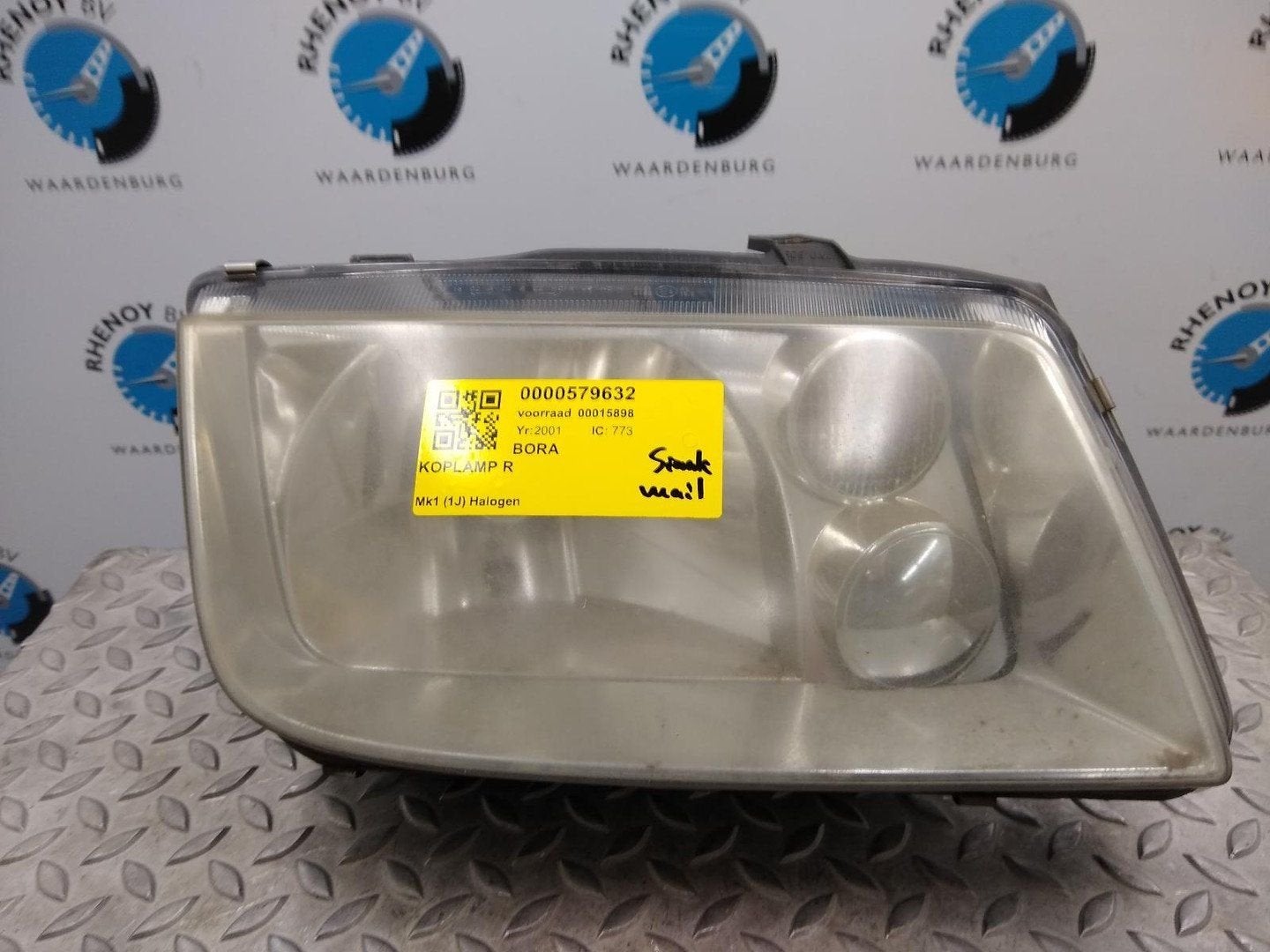 VOLKSWAGEN BORA KOPLAMP R 2001, Auto-onderdelen, Ophalen of Verzenden, Gebruikt, Stiba lid