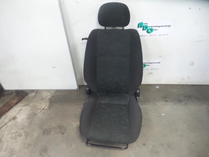 Siège droit d'un Opel Zafira (Zafira A 99-), Autos : Pièces & Accessoires, -, Opel, 3 mois de garantie, Utilisé