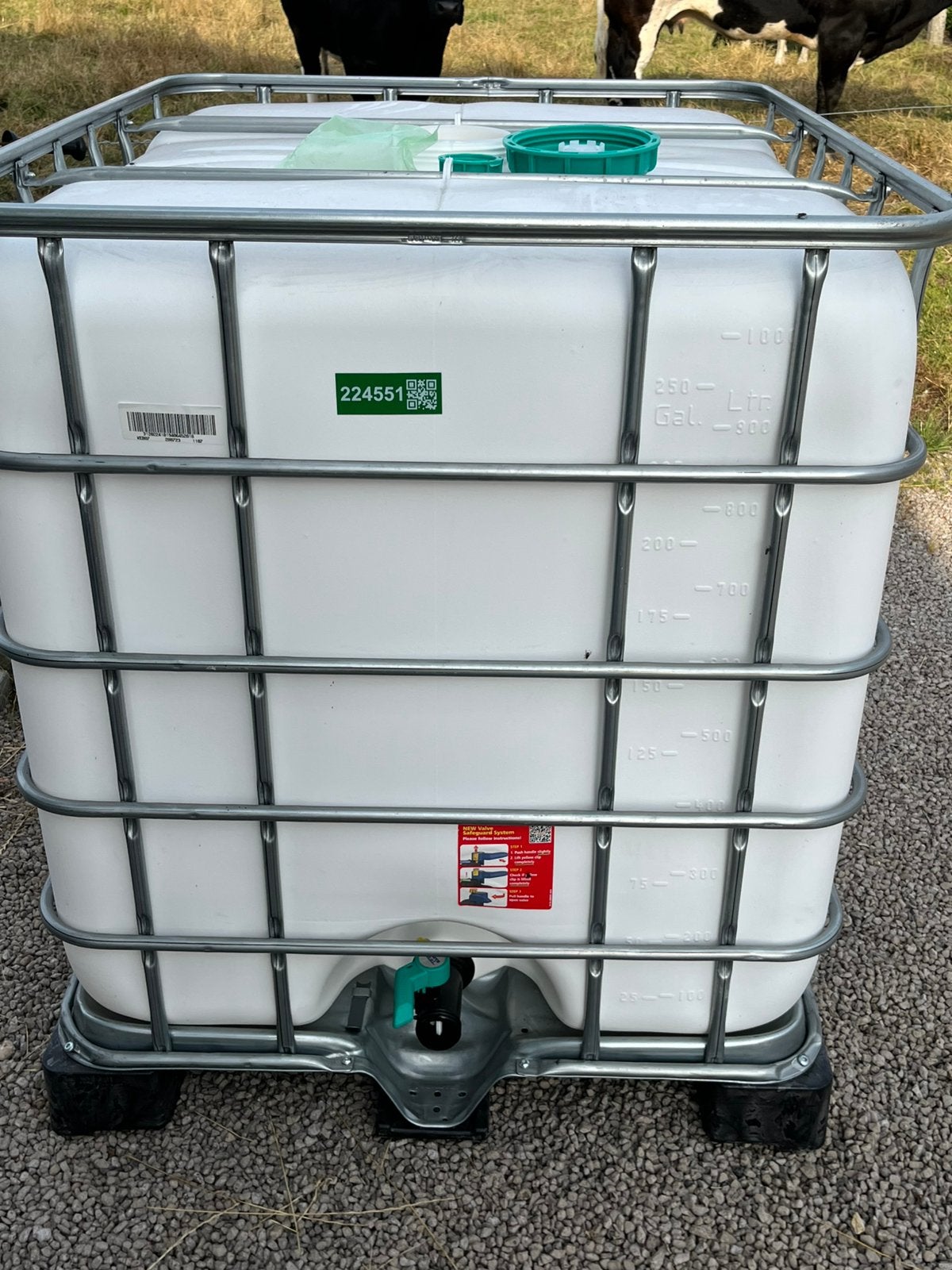 IBC container op plastiek pallet 50 euro, Ophalen, Zo goed als nieuw