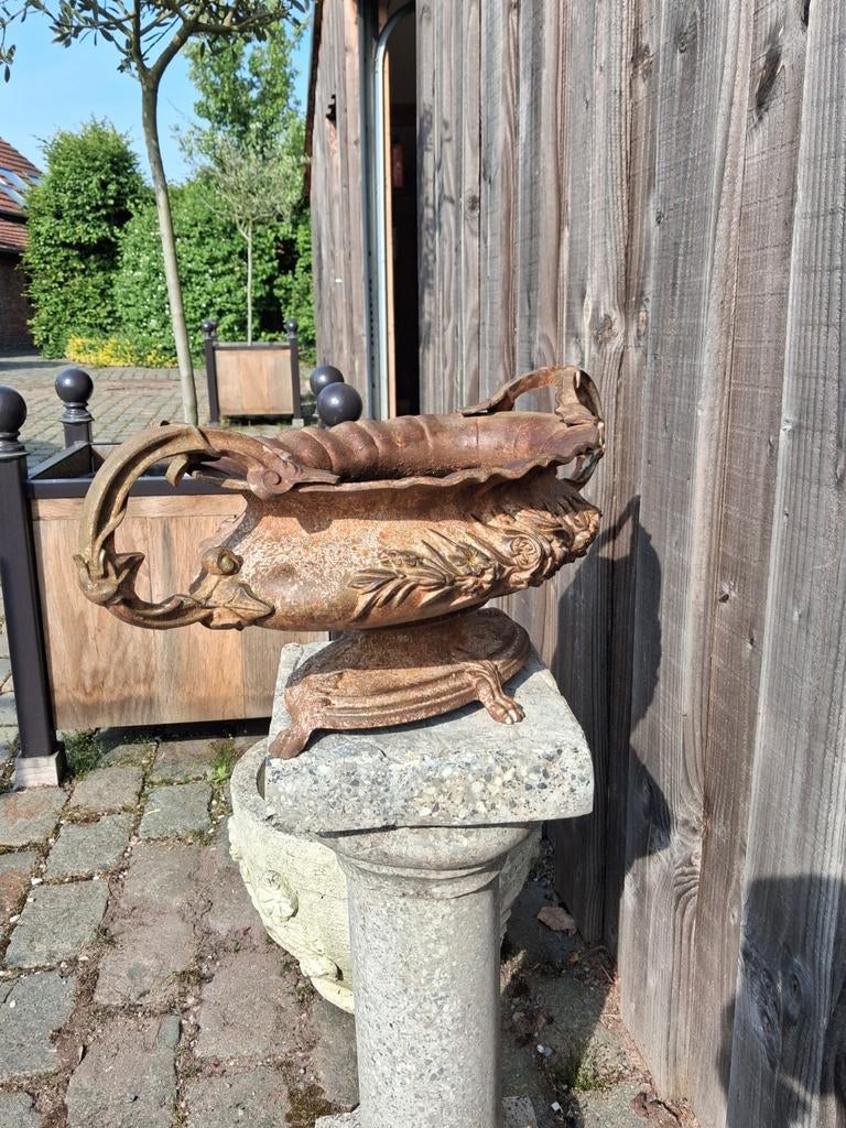 Vase de jardin en fonte, pots de fleurs vintage, base en ter, Enlèvement
