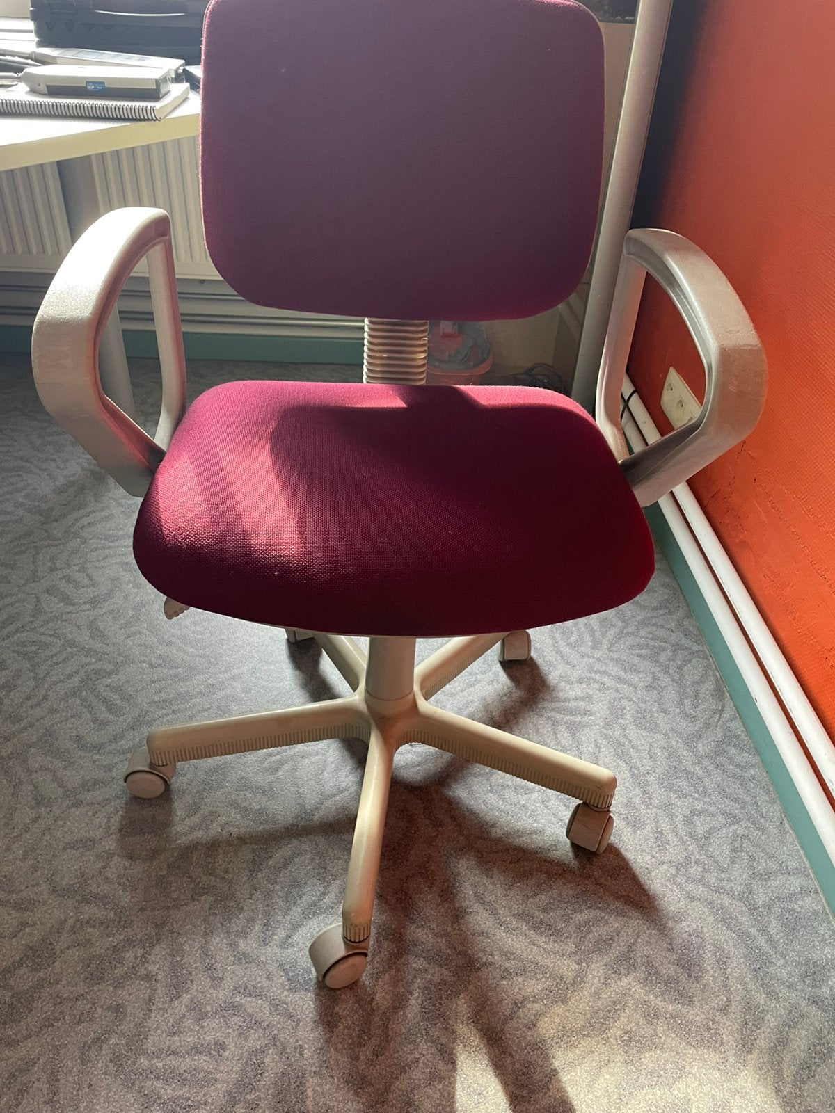 1 bureaustoel, Ophalen, Gebruikt, Rood, Bureaustoel