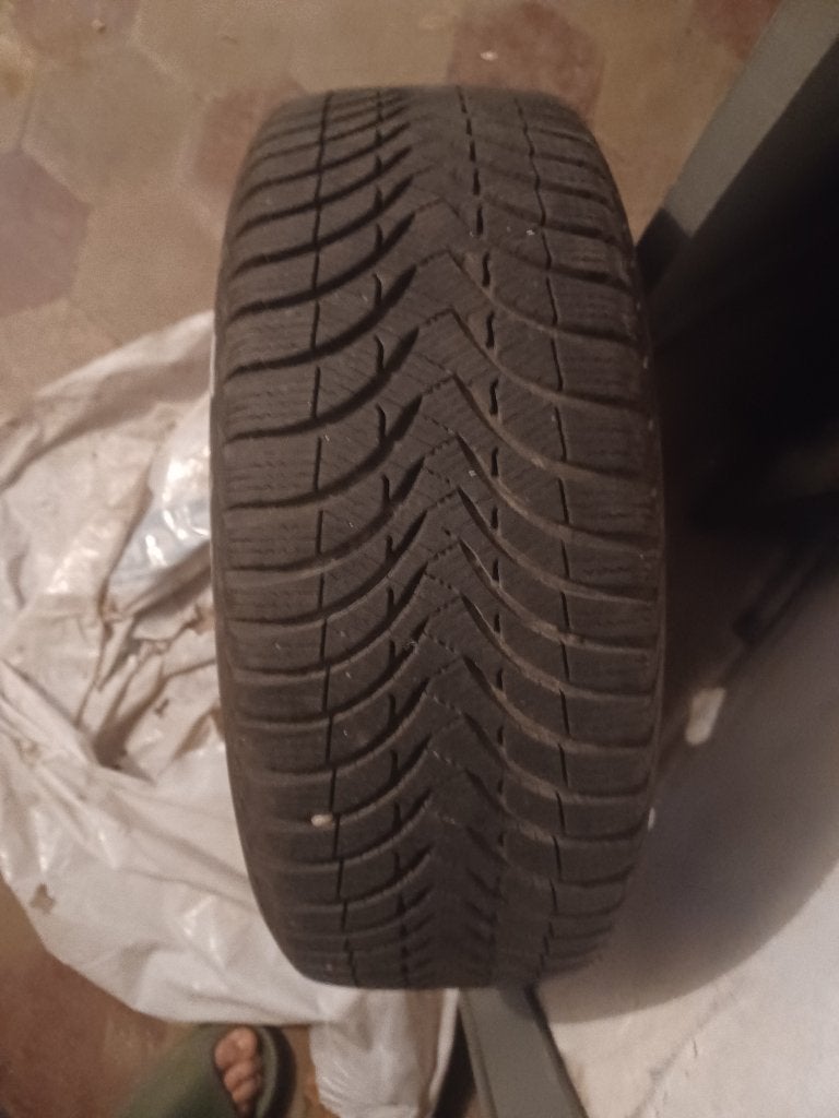 4 Pneus hiver avec jantes 215/55R16, Pneus et Jantes, 16 pouces, Enlèvement, Utilisé