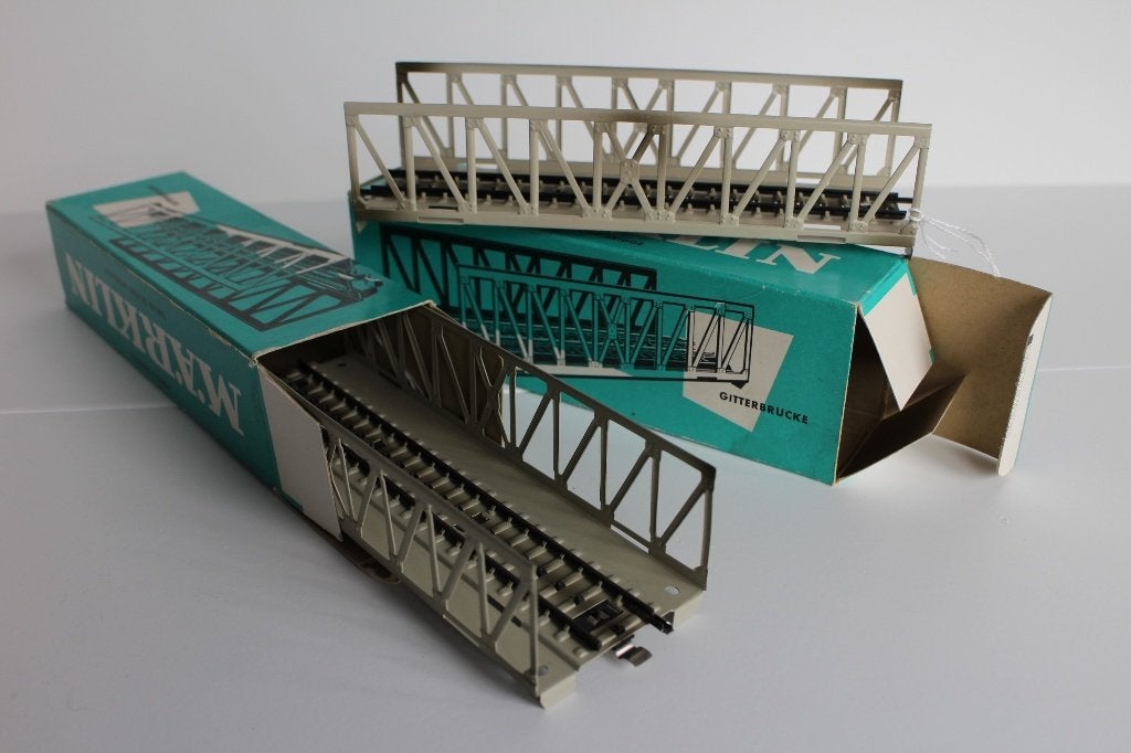 Märklin 7162 (2 x), Wisselstroom, Brug, Tunnel of Gebouw, Ophalen of Verzenden, Zo goed als nieuw