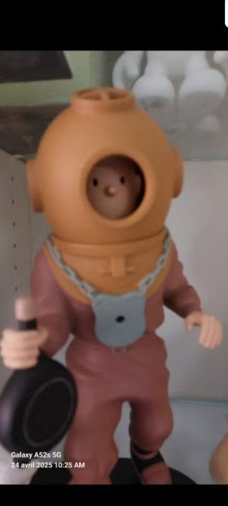 Grand tintin Plongeur et Milou, Collections, Enlèvement, Comme neuf, Autres types