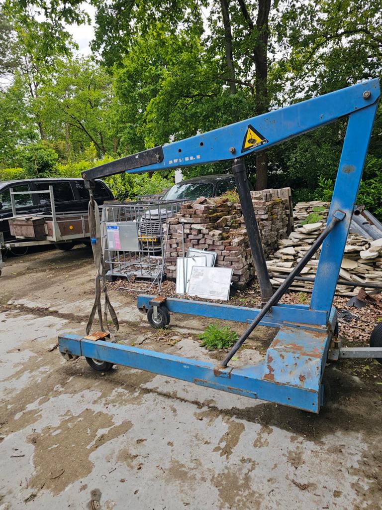 Giraffe  takel 3 meter hoogte en 2.5ton, Ophalen