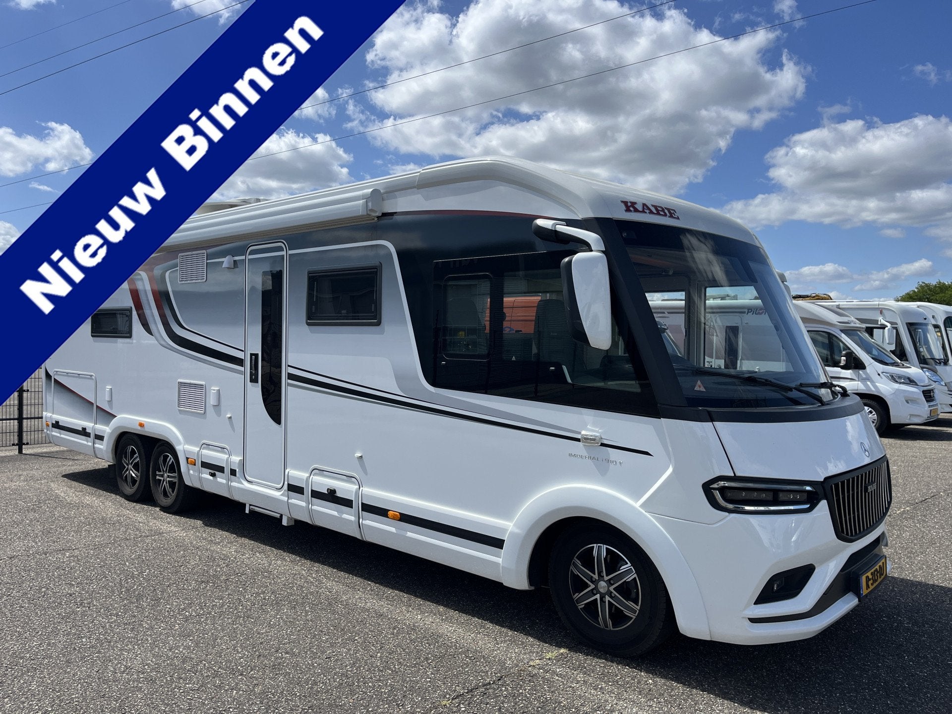 Kabe KABE TMMI 910 T Mercedes Aut 5 persoons met stapelbed L, Caravans en Kamperen, Mobilhomes, Galliersweg 39
5349AT  OSS, NL