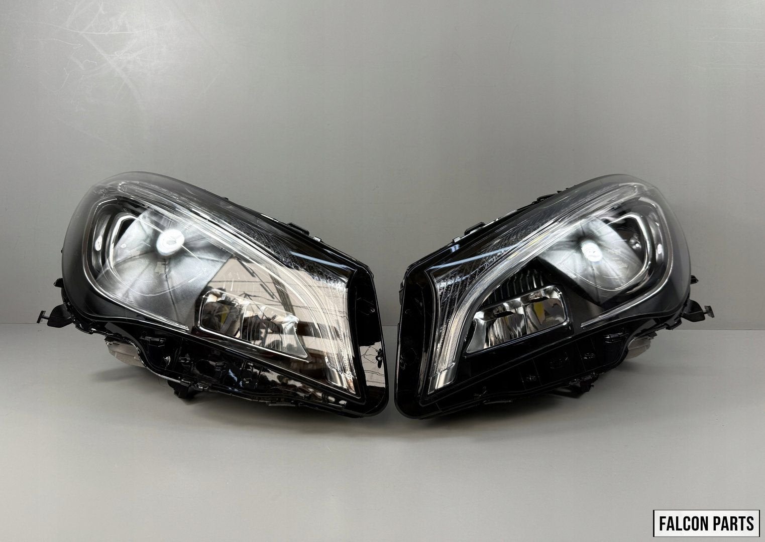 MERCEDES CLA W117 KOPLAMP SET, Utilisé, -, -, Enlèvement ou Envoi