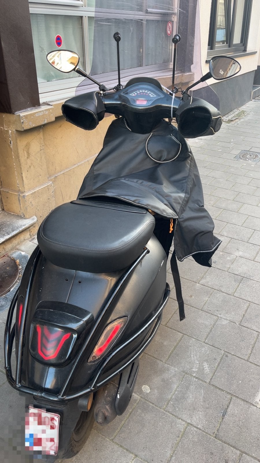 Vespa sprint, Ophalen of Verzenden, Zo goed als nieuw