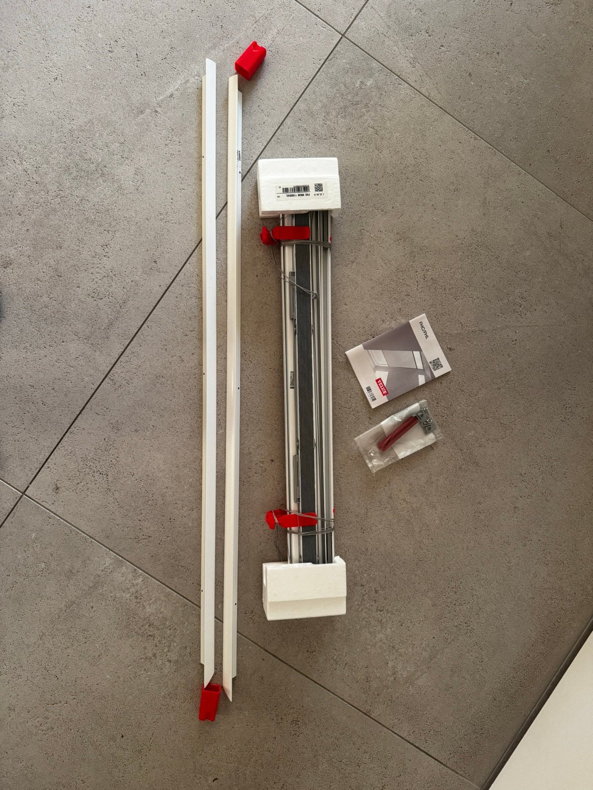 Velux plissé gordijn GGU MK06 grijs, Ophalen, Zo goed als nieuw