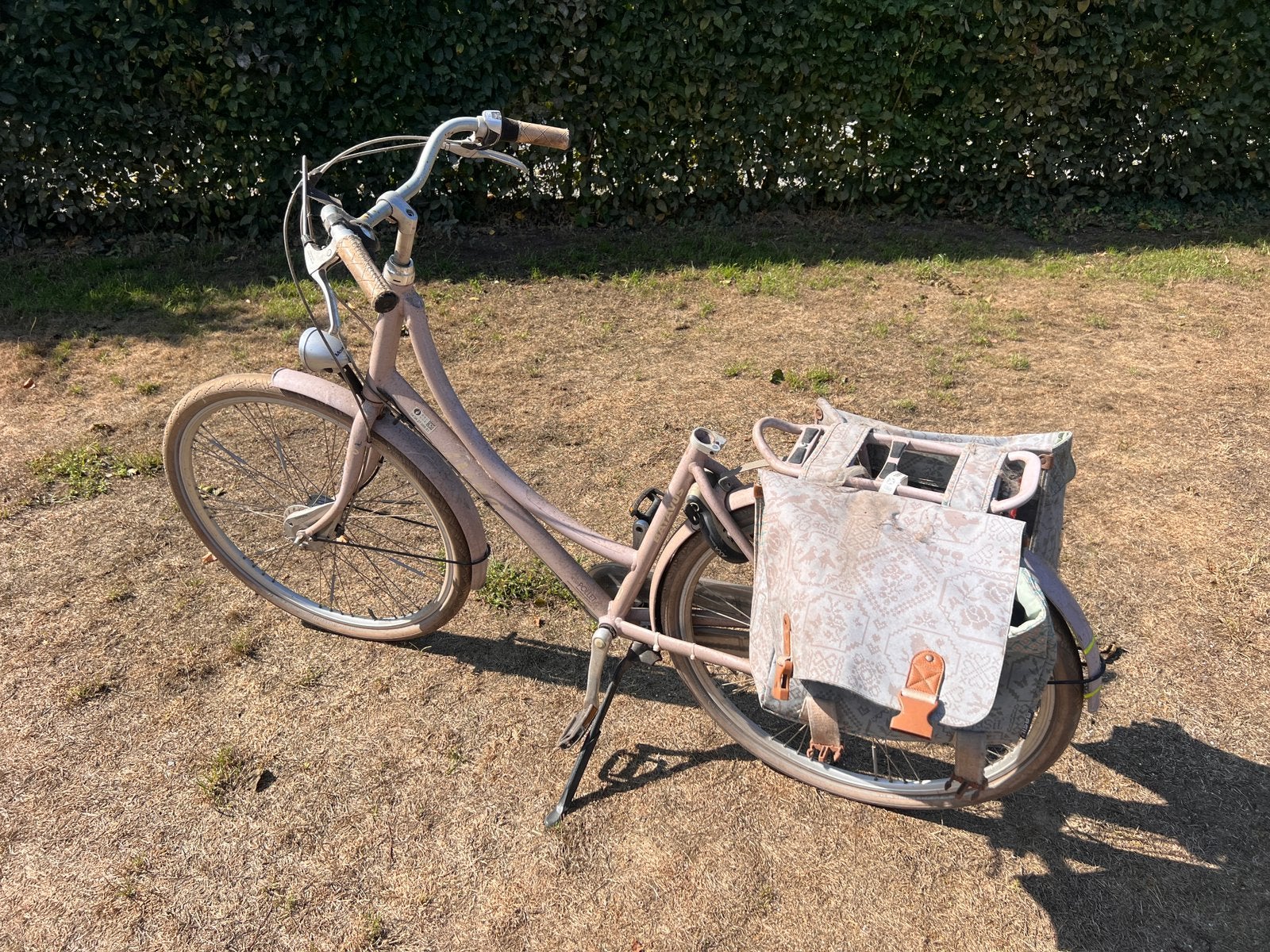 Damesfiets, Ophalen, Gebruikt