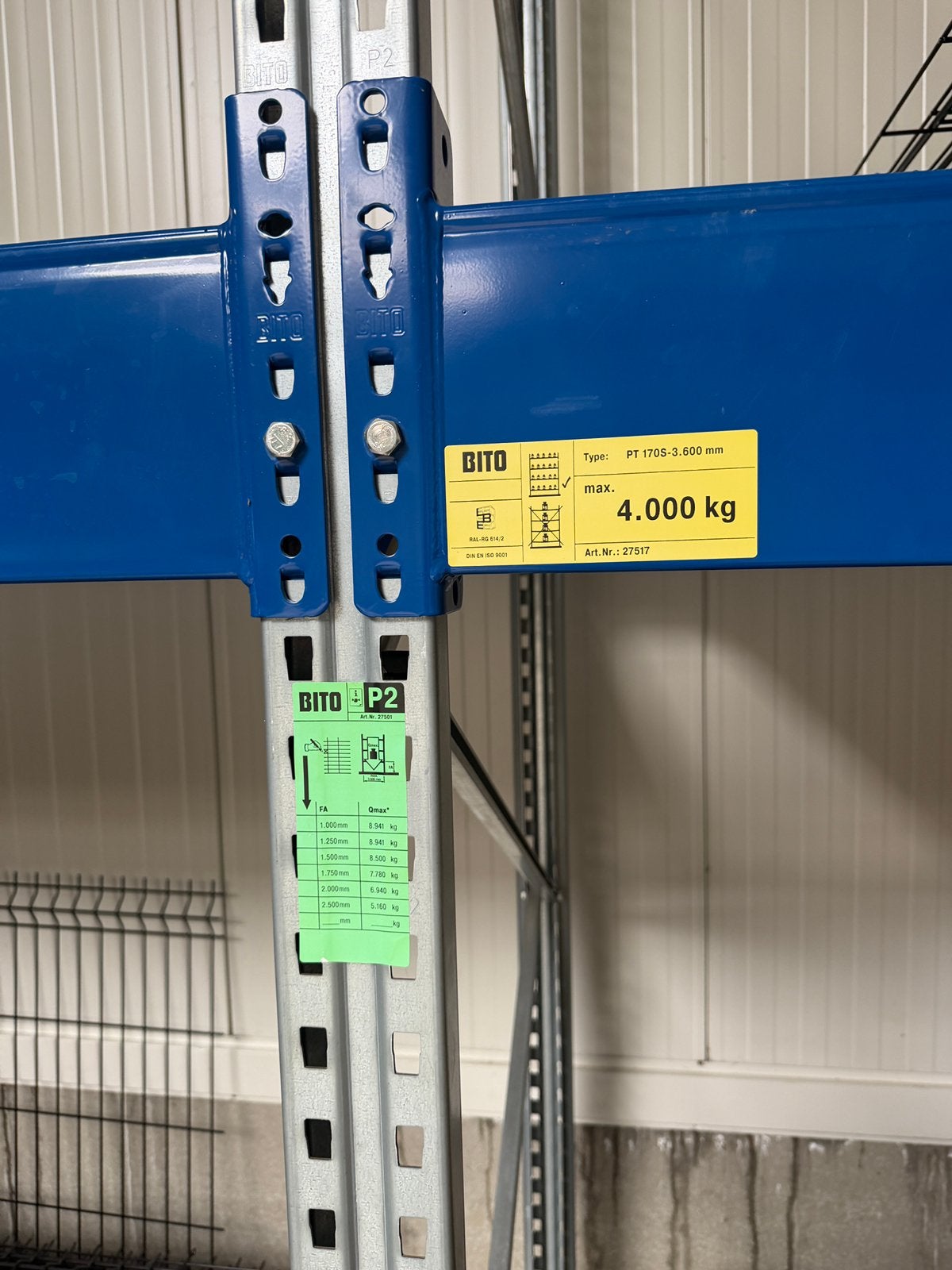 Zeer goede stelling voor materiaal ijzersterk, Ophalen