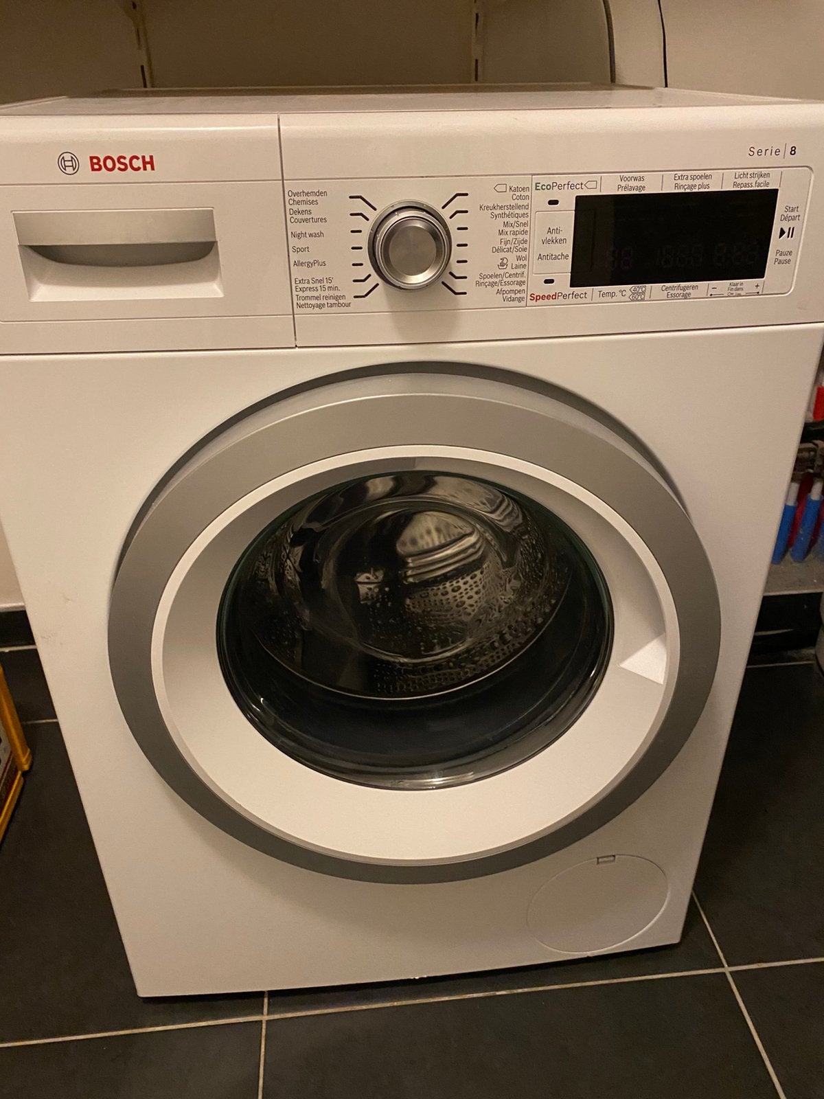 Wasmachine Bosch serie 8, Elektronische apparatuur, Wasmachines, Ophalen, Zo goed als nieuw