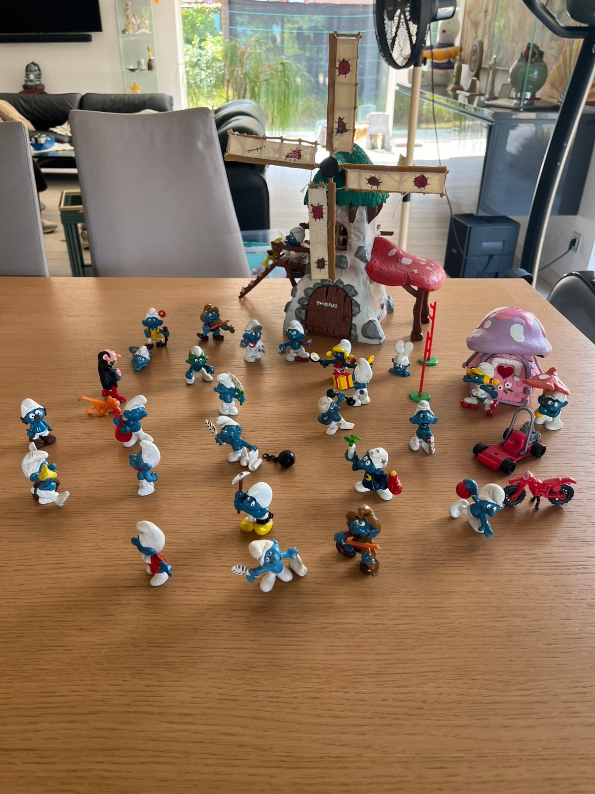 Smurfen 30+ poppetjes en molen en paddenstoel, Verzamelen, Ophalen, Zo goed als nieuw