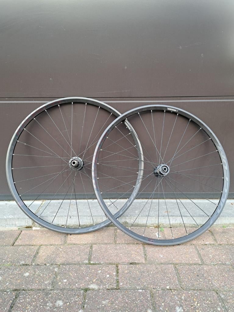 paire de roues pour vélo de course, Enlèvement