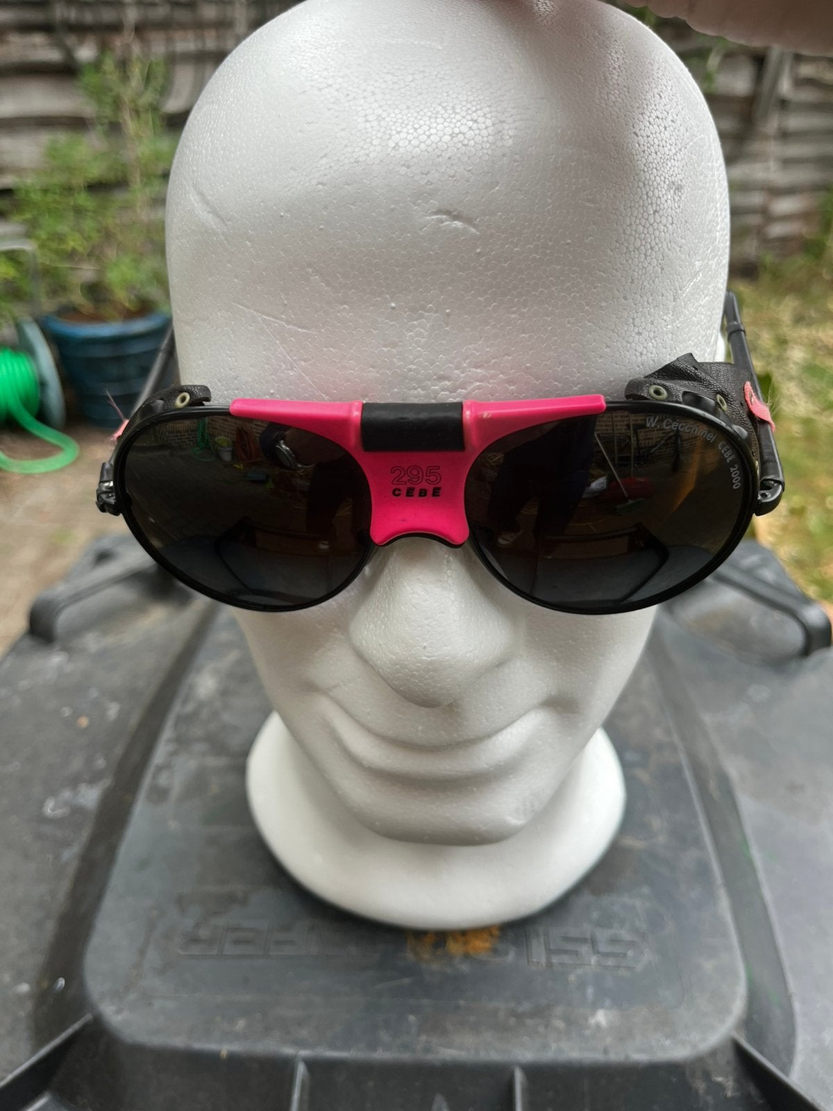 Top stukje van CeBe France. CeBe 295 gletsjer zonnebril, Bijoux, Sacs & Beauté, Lunettes de Soleil & Lunettes | Hommes, Enlèvement ou Envoi