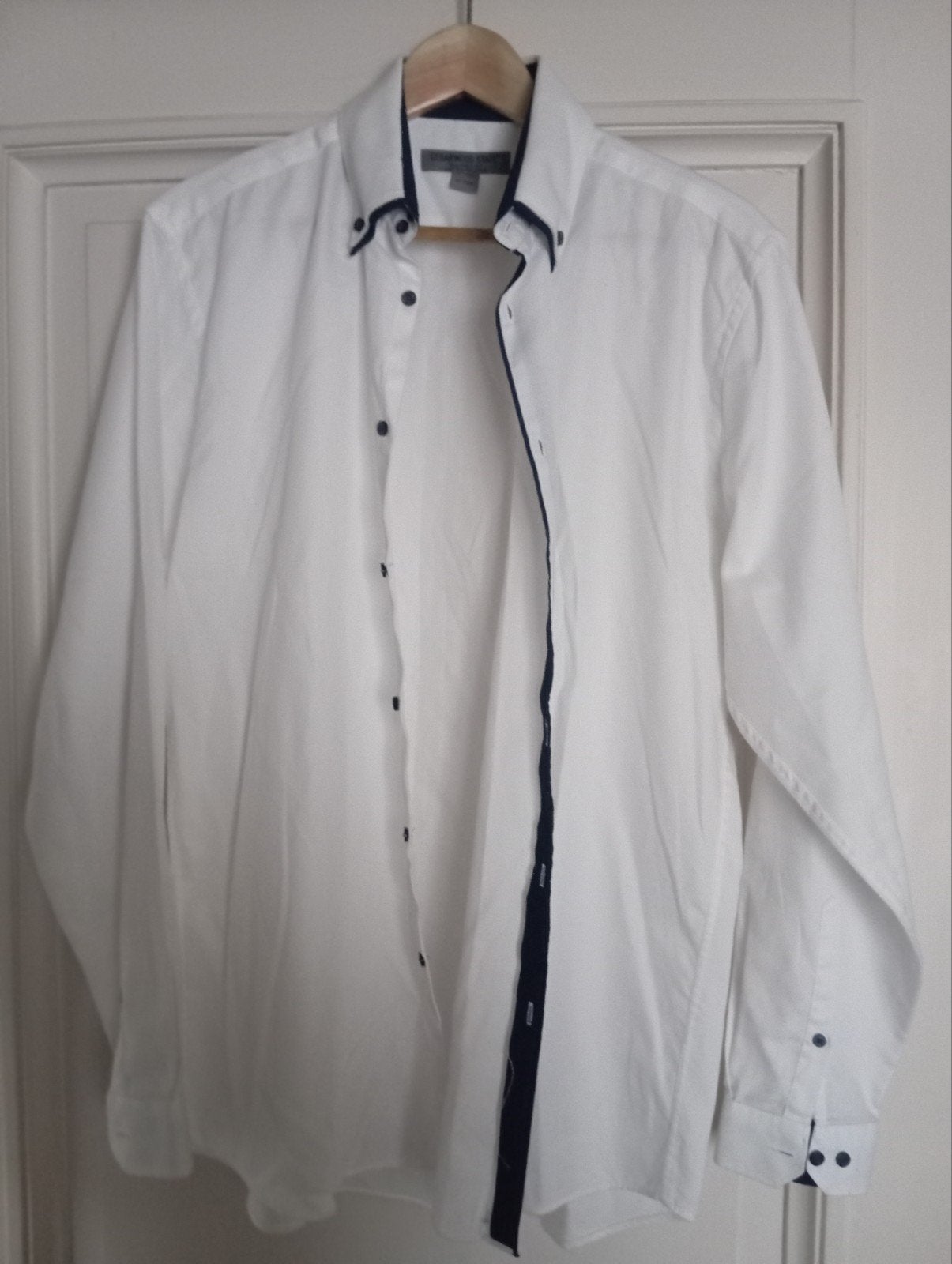 CEDARWOOD STATE, white shirt with blue details, 41 cm, Kleding | Heren, Overhemden, Ophalen of Verzenden, Nieuw, Wit, Halswijdte 41/42 (L)