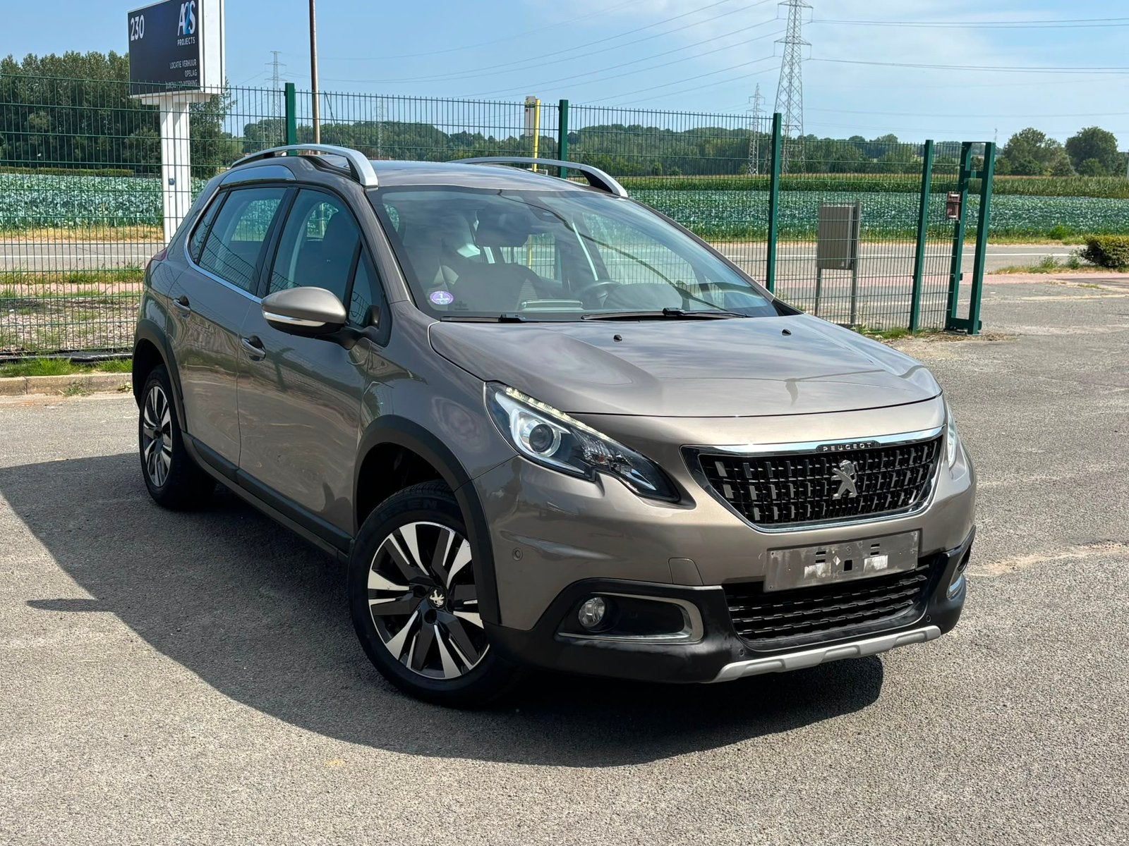 Peugeot 2008 1.2 essence gps airco euro 6b, Achat, Euro 6, Entreprise, Boîte manuelle