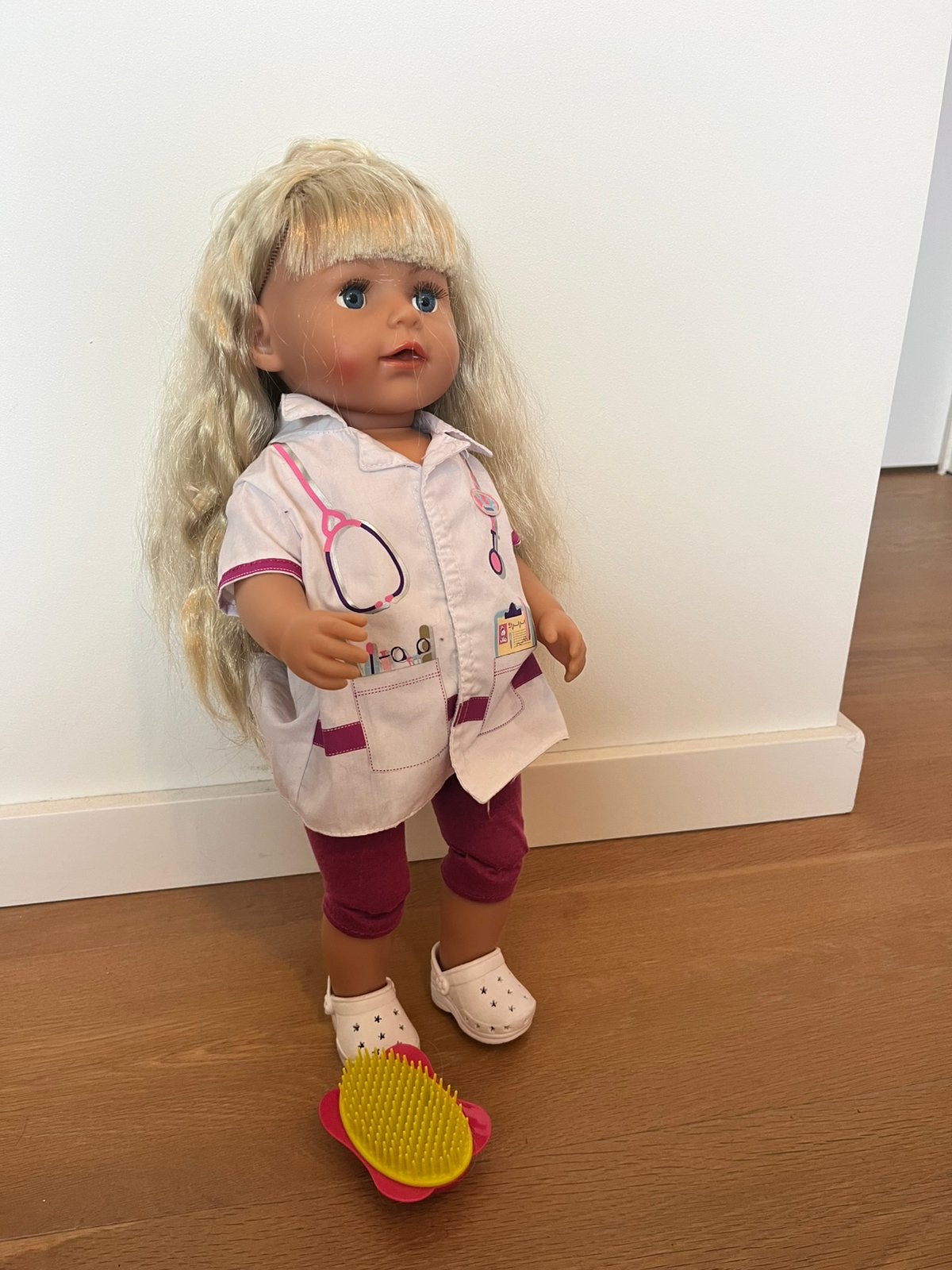 Baby born met lang haar, Kinderen en Baby's, Ophalen, Zo goed als nieuw