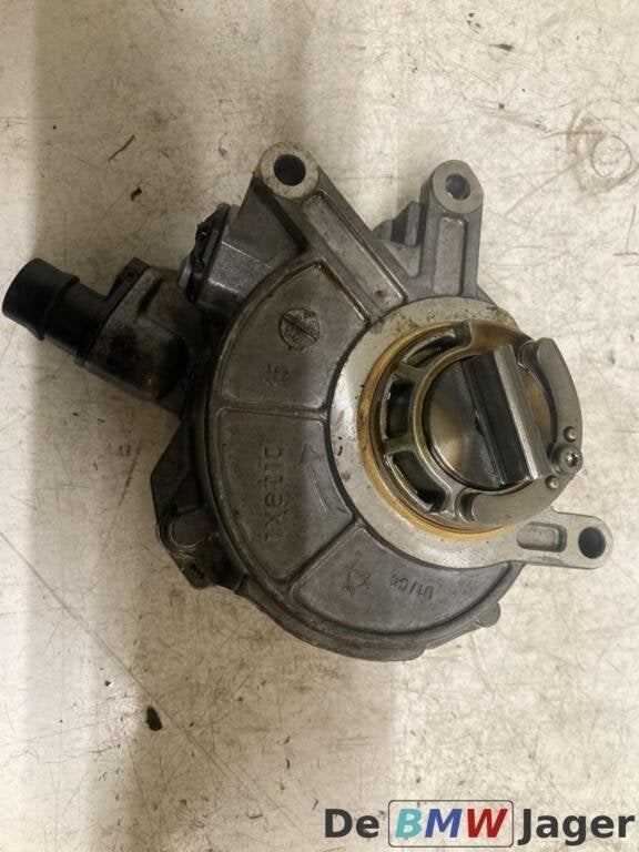 Vacuum pomp F07 F10 F11 F06 F12 F13 F01 F02 F04 11668605976, Gebruikt, Ophalen of Verzenden, BMW, BMW