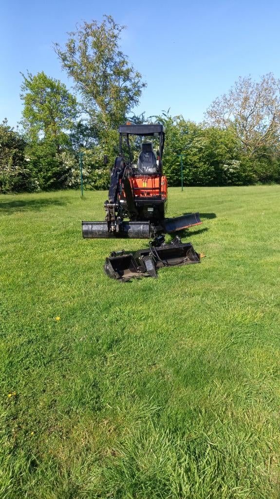 Bull Equipment HT22-X, Enlèvement, Excavatrice