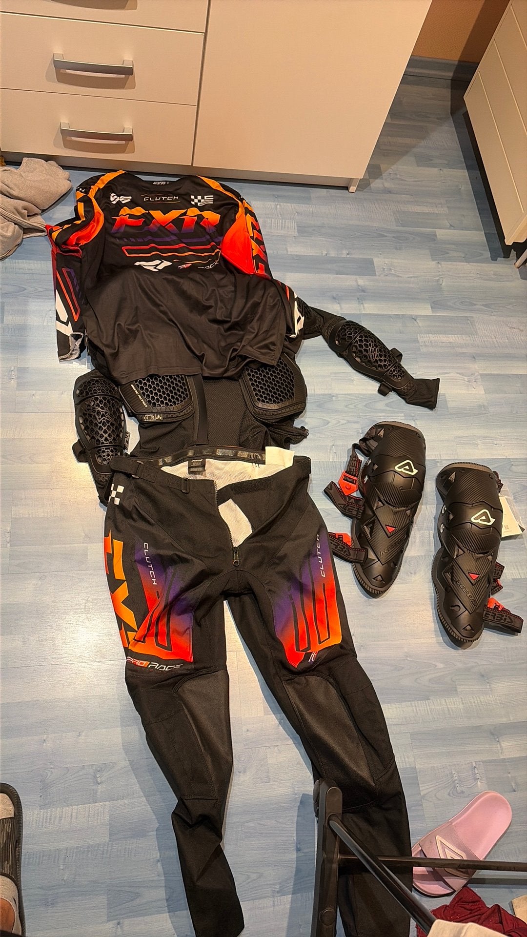 Motocross kleren en beschermers met schoenen, Motoren, Ophalen, Nieuw zonder kaartje, Heren, Motorcrosskleding