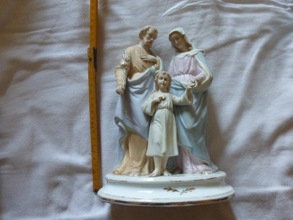 beeld heilige familie porseleine  *, Ophalen
