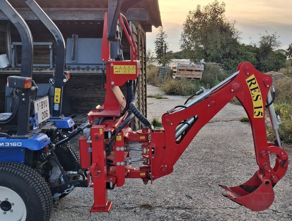 Achterlader graafmachine, Articles professionnels, Agriculture | Outils, Semer, Planter ou Lever, Enlèvement