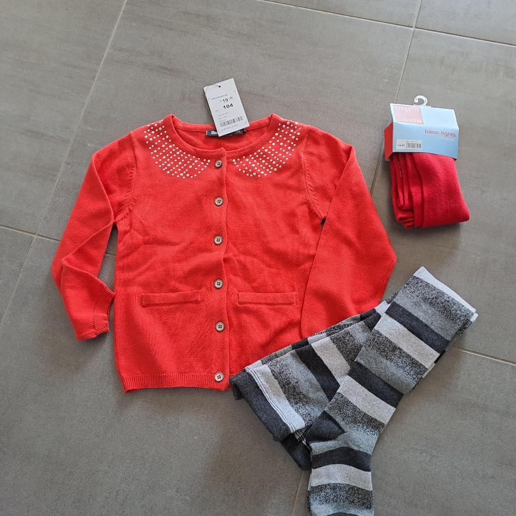 pakketje nieuwe kleding maat 104, Neuf, Enlèvement ou Envoi, Pull ou Veste, Bel & Bo