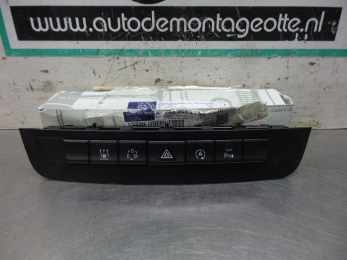 Commutateur éclairage d'urgence d'un Mercedes A-Klasse (A-K, Neuf, 3 mois de garantie, -, -